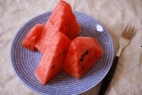 吃瓜太饱,揭秘娱乐圈背后的真相  第2张